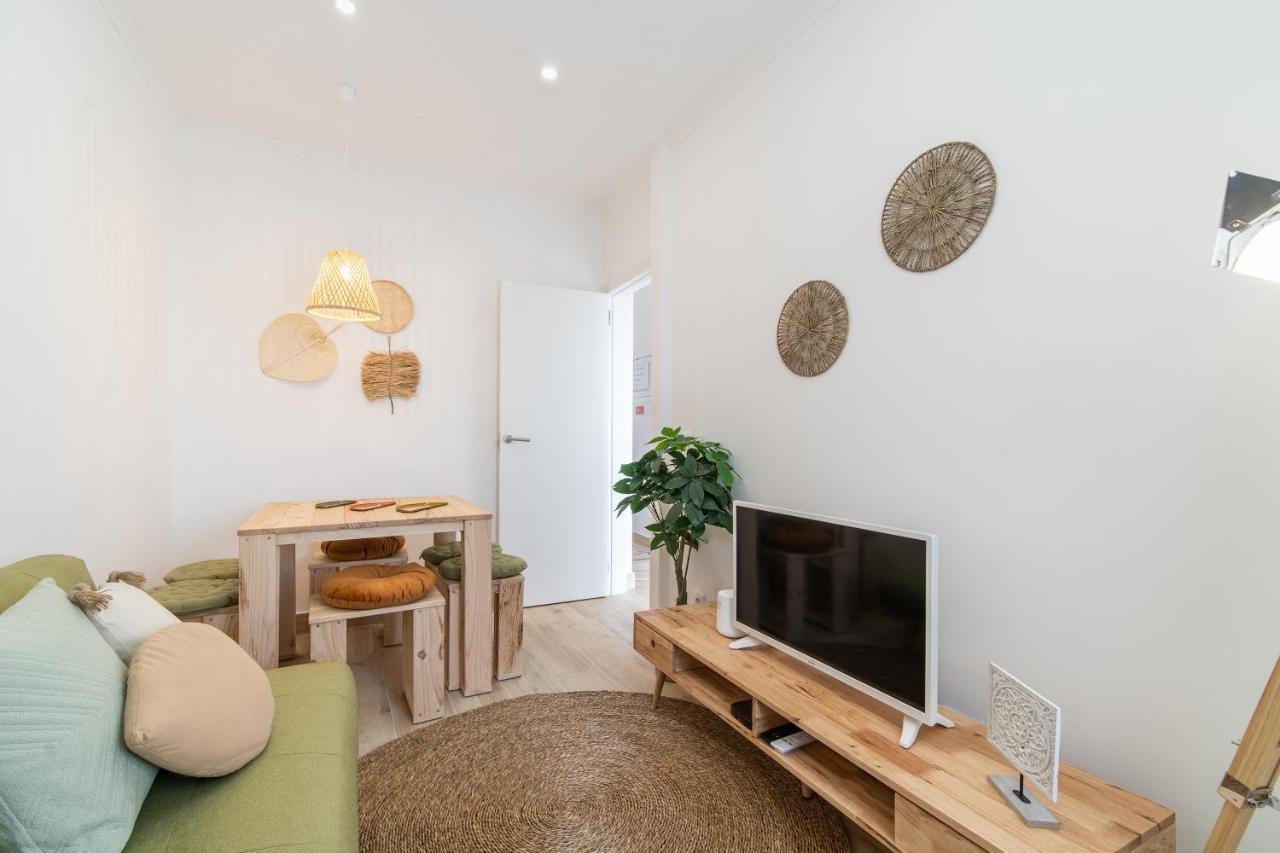Renew Yourself At An Unvarnished Hideaway Apartamento